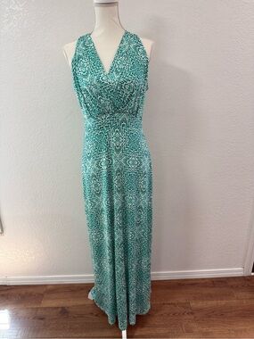 LE LIS L Green White Geometric Knit Halter Maxi Dress V-Neck Keyhole